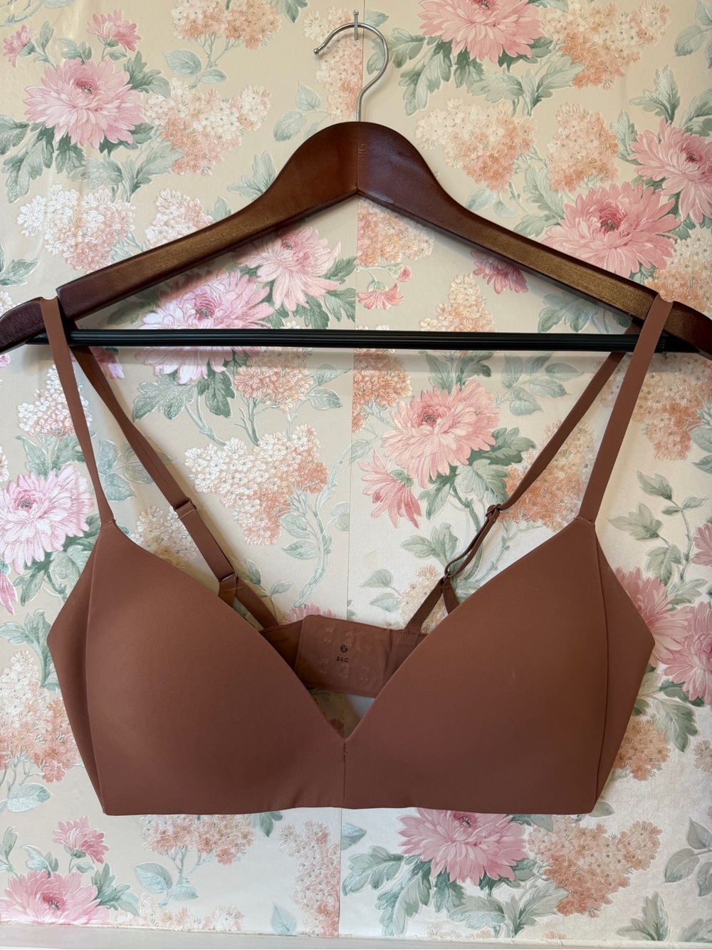lululemon athletica Smooth Wireless Bra in Chocolate Brown